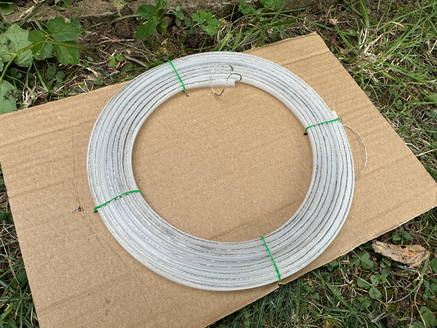 (#1050) Schneckenschutz  - Schneckenband auf Weg- Beetbegrenzungsblechen 6m